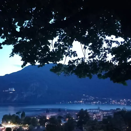And Guzzi View - *